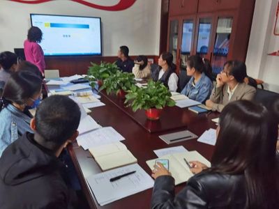 吴堡县普查中心召开人口变动情况抽样调查工作业务培训会